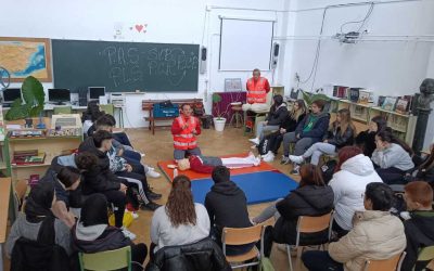 APRENDEMOS LA RCP CON CRUZ ROJA DAMIEL