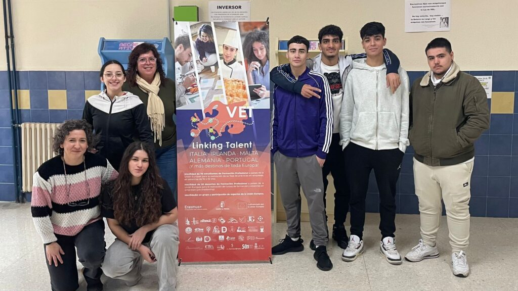 El alumnado del Ciclo Formativo de Grado Básico de Informática y Comunicaciones se prepara para viajar a Barcelos (Portugal), donde realizará talleres formativos en un IES homólogo dentro del consorcio Linking Talent.
